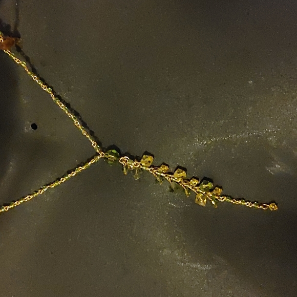 Dangle Necklace - Picture 2 of 4